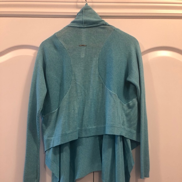 Lululemon ZEN Wrap - RARE EUC - Picture 2 of 4